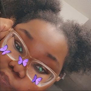 Meet your Posher, Amari